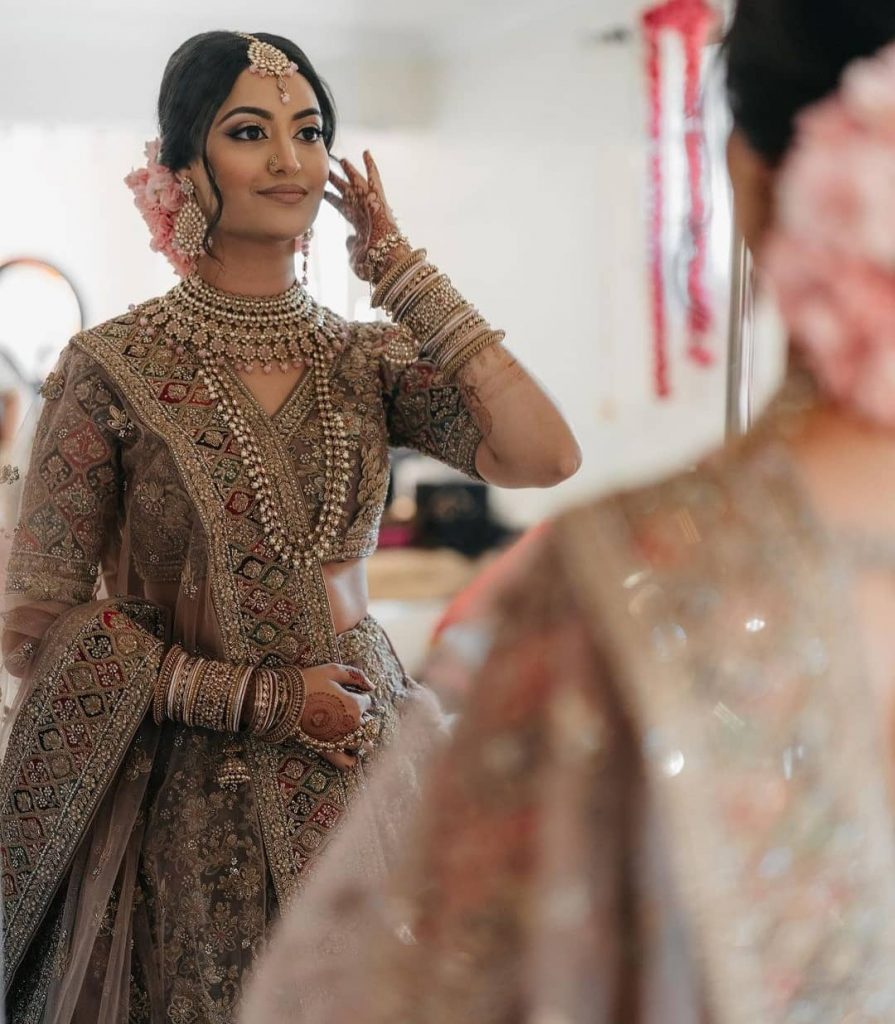 How to Wear a Heavy Dupatta with a Salwar Suit