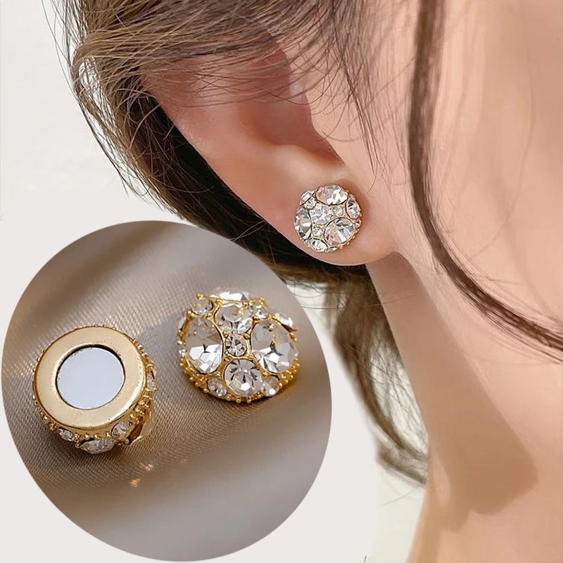 Magnetic earring